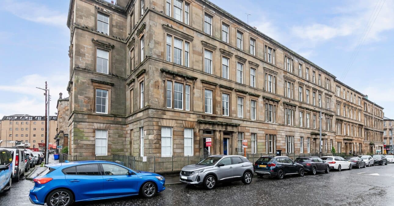 Rent With Bad Credit, How a Guarantor Helps You Rent a Property With Western Lettings