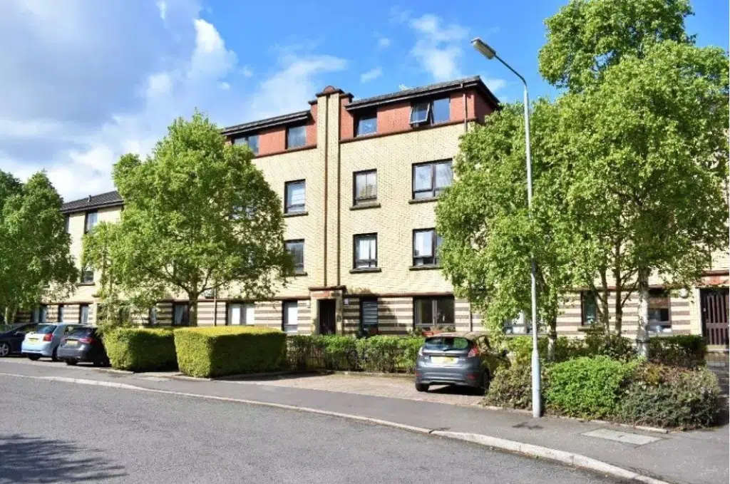 Read How Many Landlords Use a Letting Agent in Scotland?