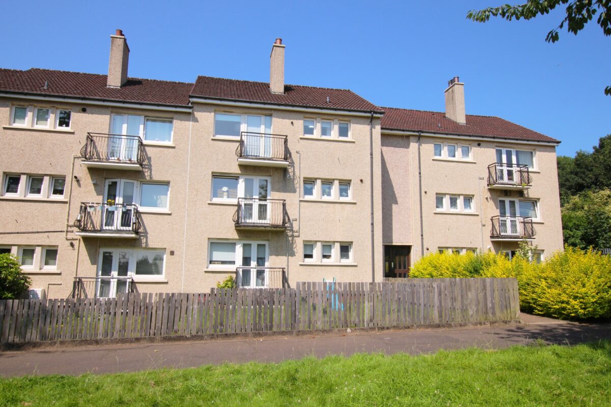 Riddrie Knowes, Riddrie