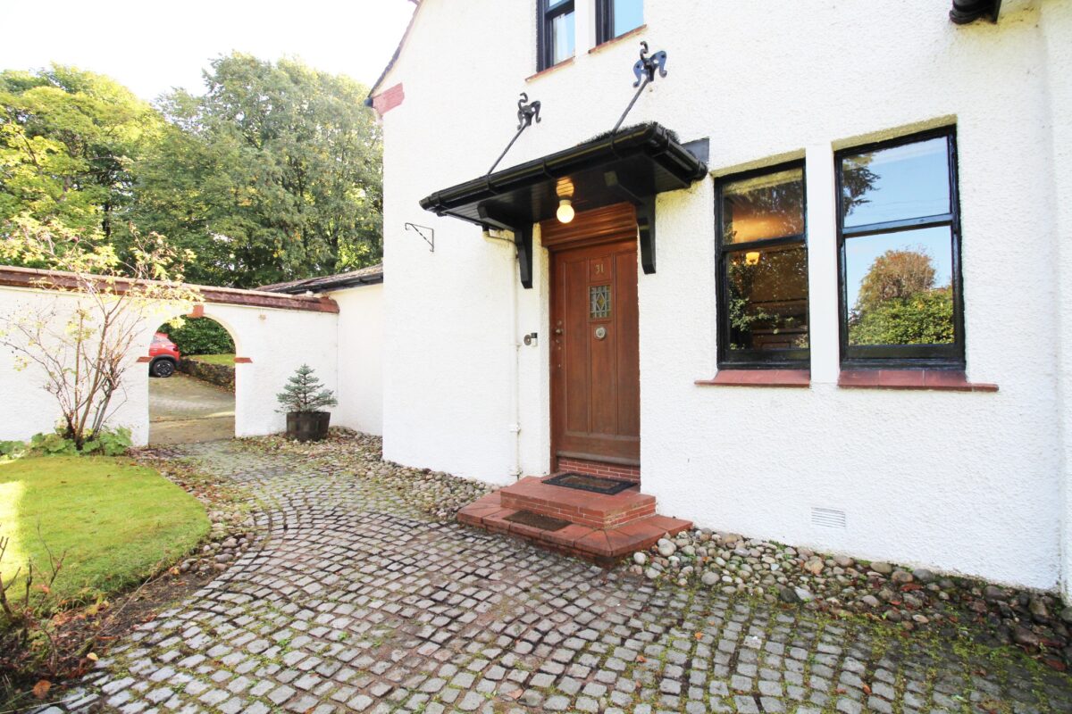 Canniesburn Road, Bearsden